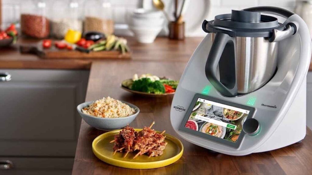 How Do Tech-Enabled Kitchen Gadgets Change Cooking?
